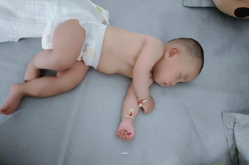 高密宝宝发烧可以喝牛奶吗